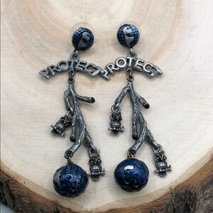 Vintage Don Lin Planet Earth Pewter Dangle Drop Earrings